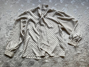 Polkadot blouse